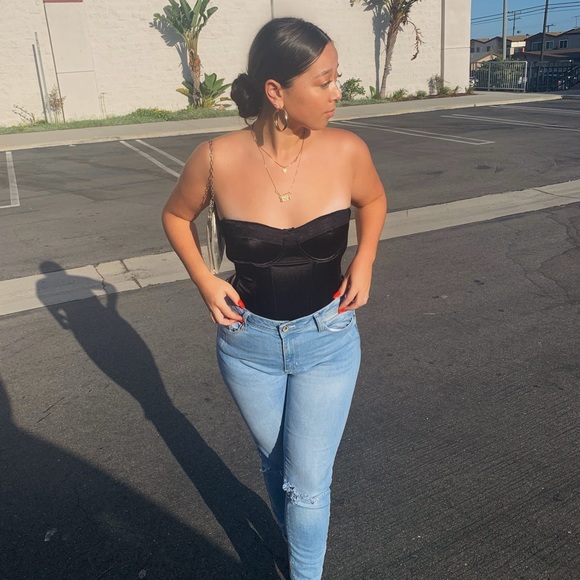 Meet your Posher, Alysse - Picture 1 of 1